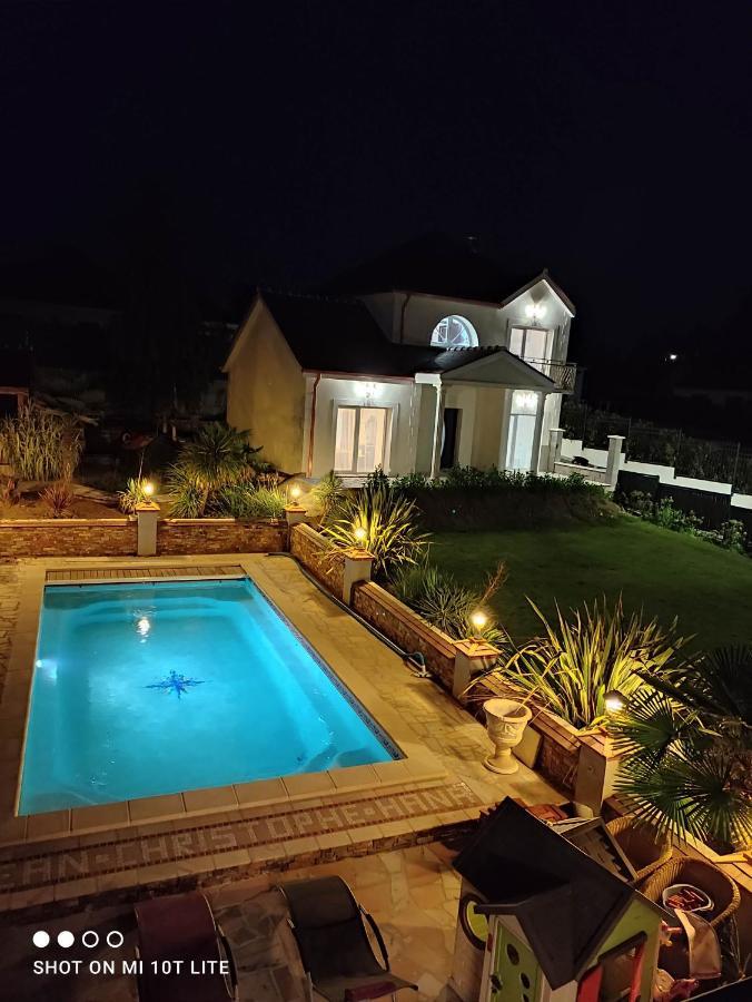 Villa Angelina Монтеврен Екстериор снимка