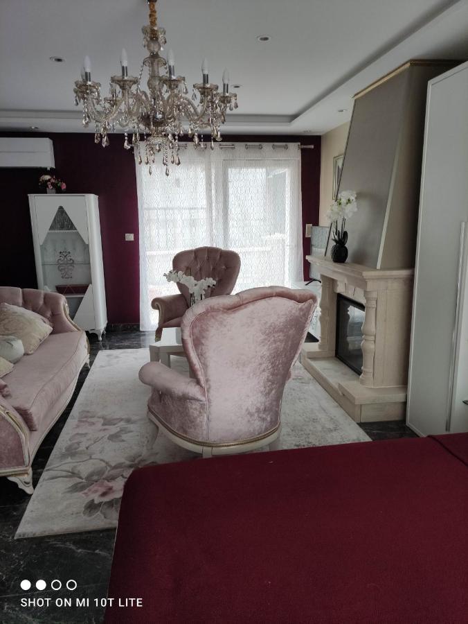 Villa Angelina Монтеврен Екстериор снимка