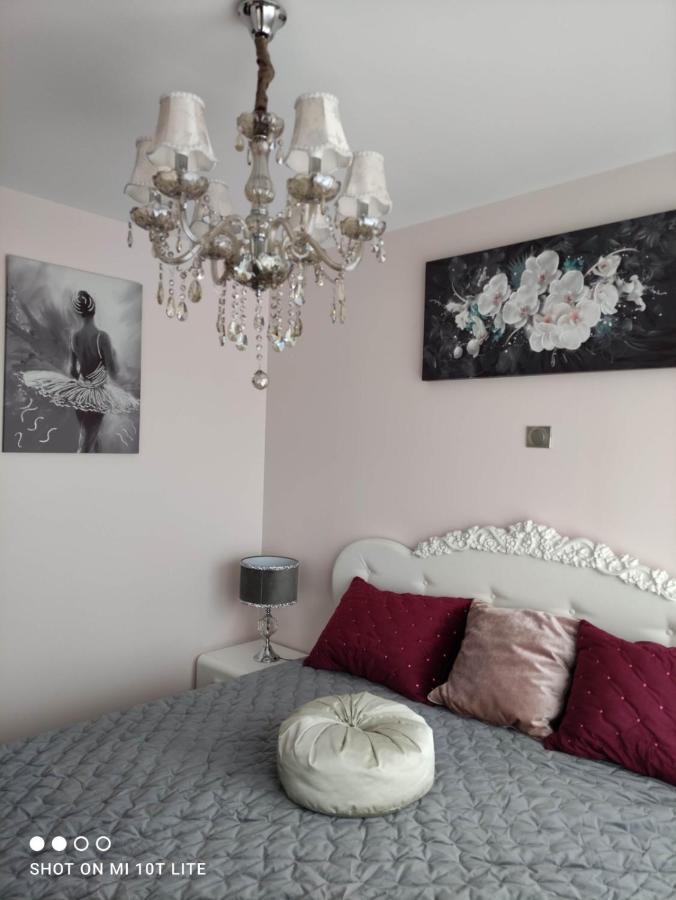 Villa Angelina Монтеврен Екстериор снимка