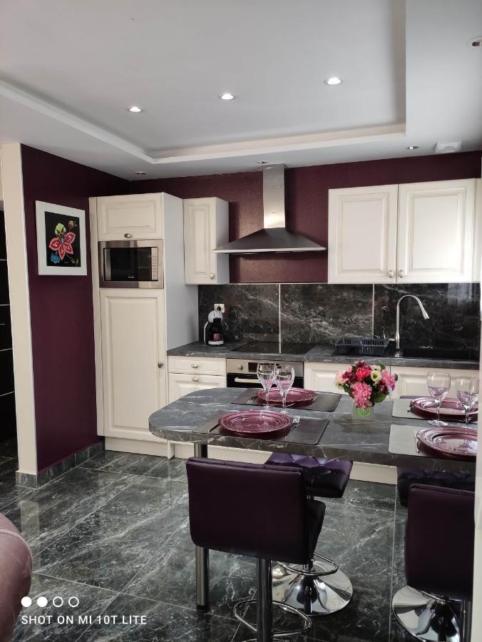 Villa Angelina Монтеврен Екстериор снимка