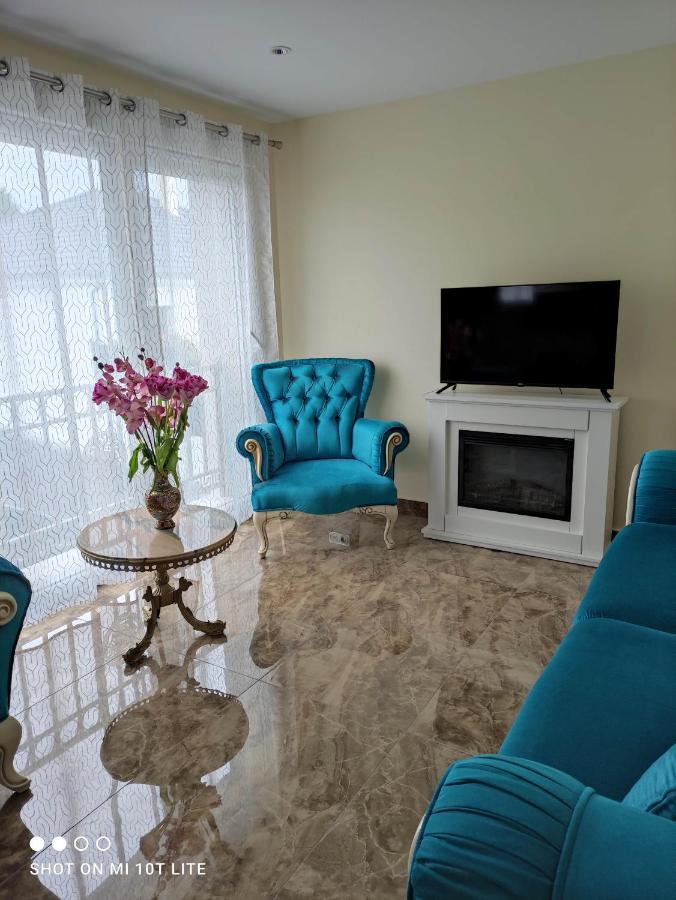 Villa Angelina Монтеврен Екстериор снимка