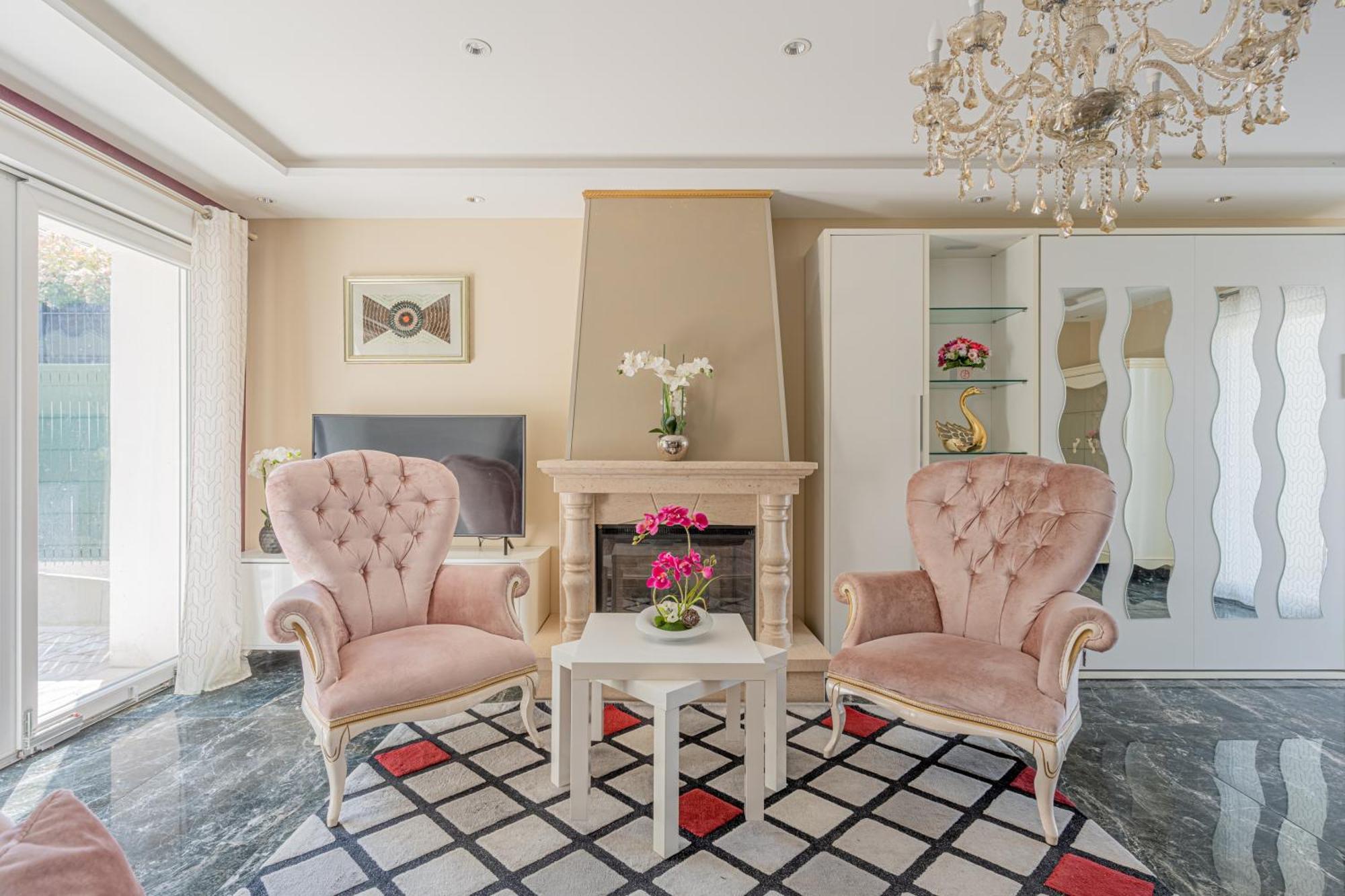 Villa Angelina Монтеврен Екстериор снимка