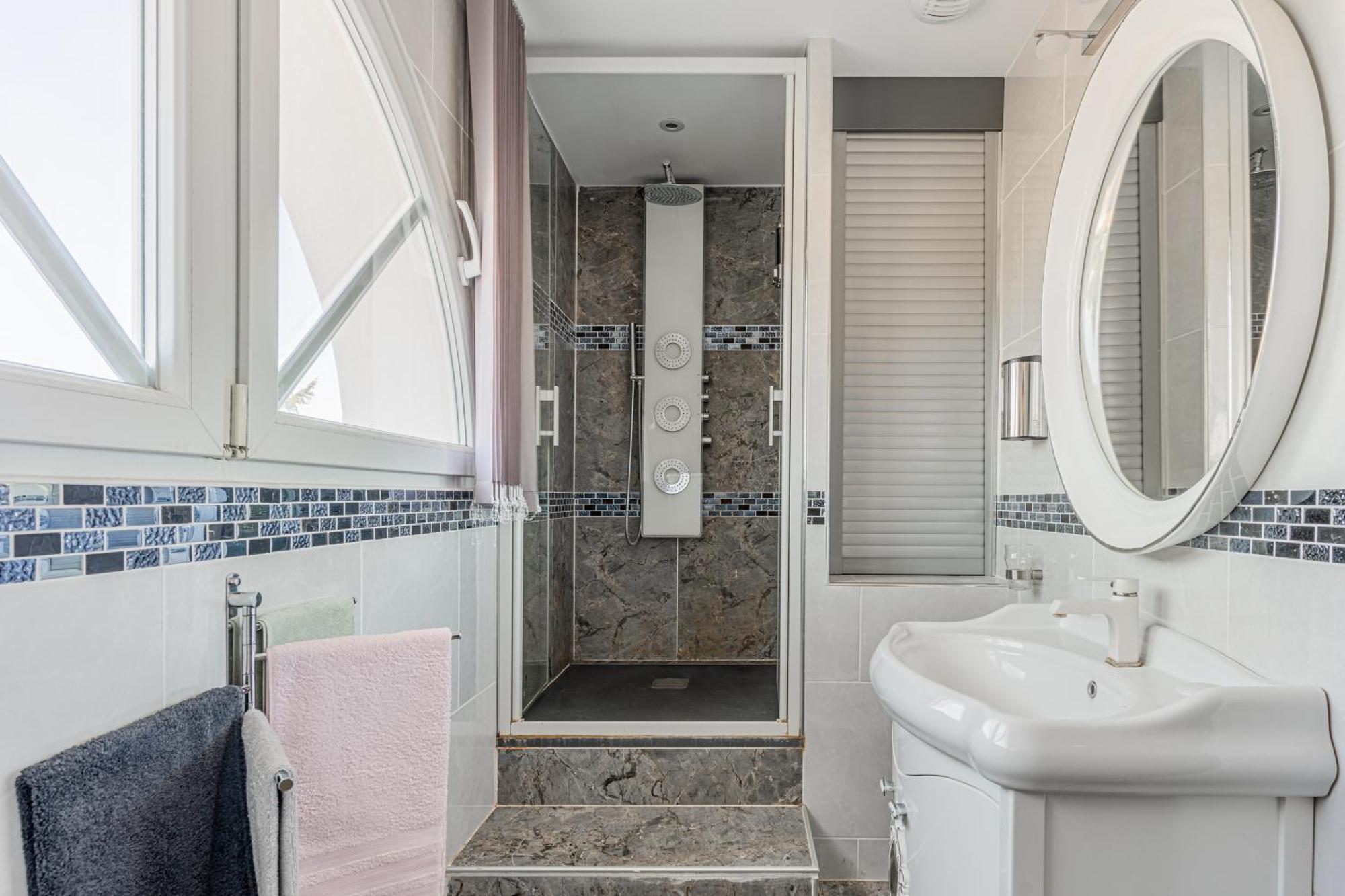 Villa Angelina Монтеврен Екстериор снимка